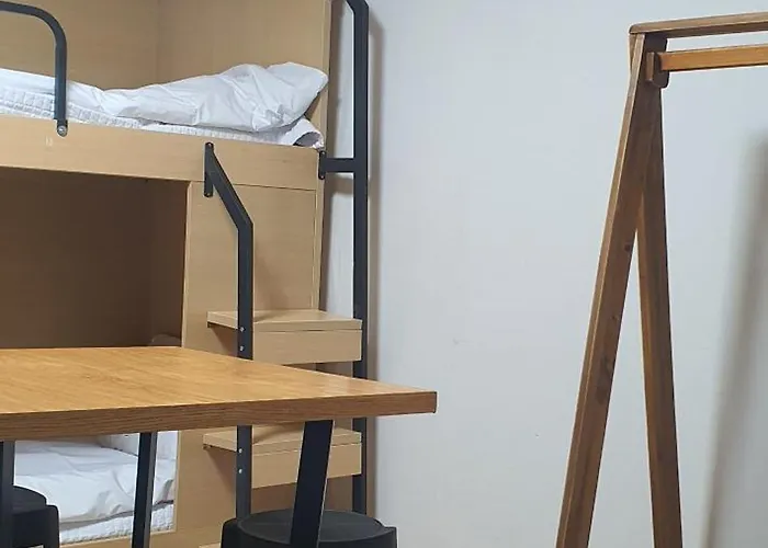 Bluebird - Foreign Only Hostel Seoul