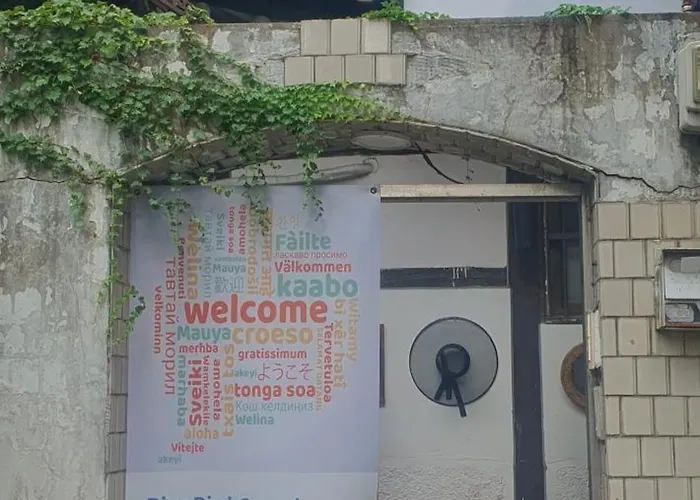 Hostel Bluebird - Foreign Only