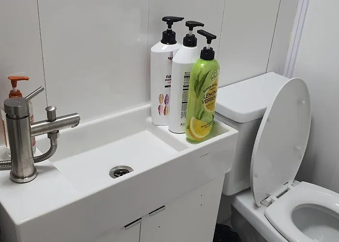 Hostel Bluebird - Foreign Only Seoul