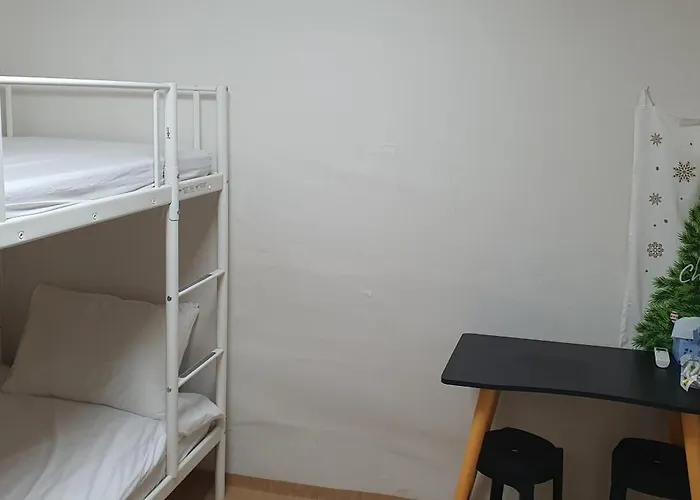Bluebird - Foreign Only Hostel Seoul